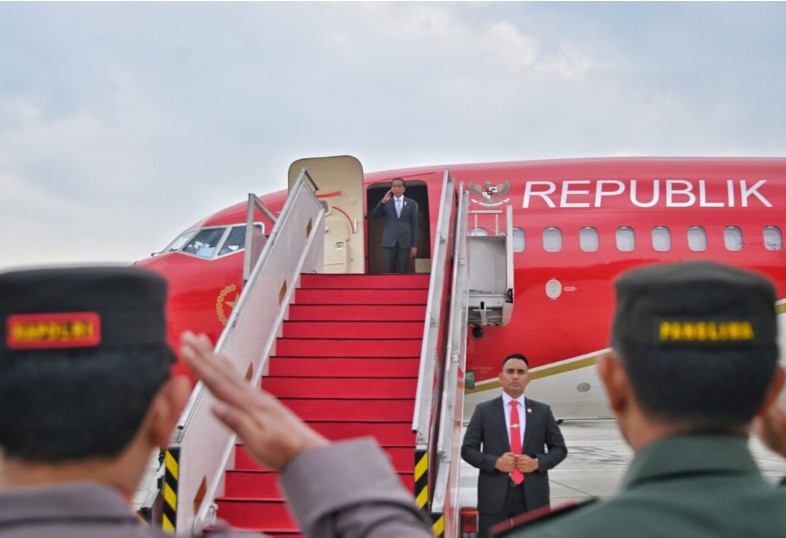 Presiden Jokowi Bertolak ke Dubai Hadiri KTT COP28