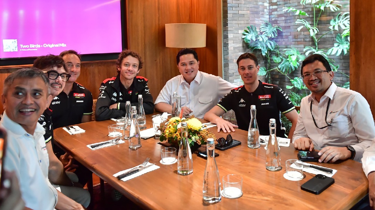 Valentino Rossi Disambut Erick Thohir di Jakarta, Bahas Masa Depan Balap Motor Indonesia IMG-20250930-WA0135.jpg