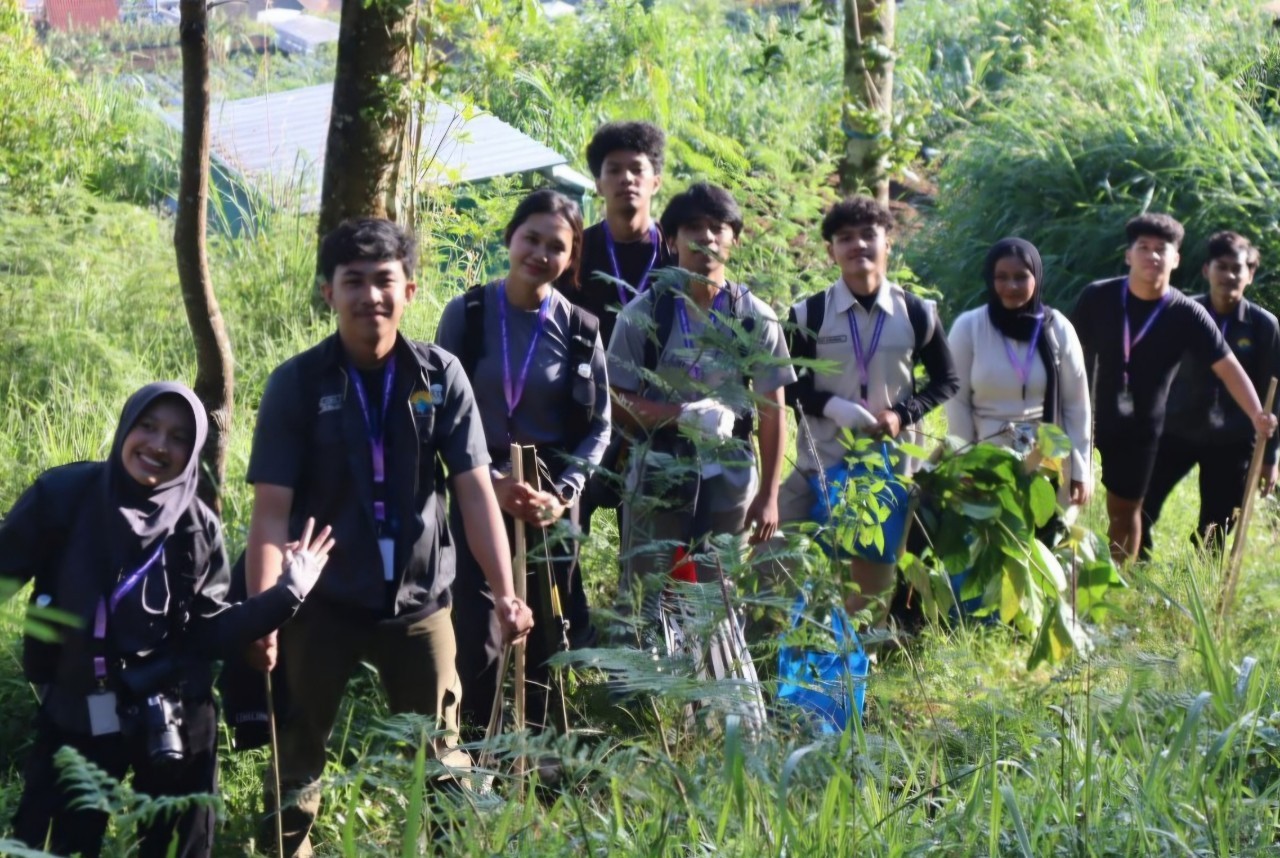 TPL 2026: Mahasiswa Teknik Undip dan Warga Tanam 500 Pohon di Merbabu IMG-20260625-WA0013.jpg