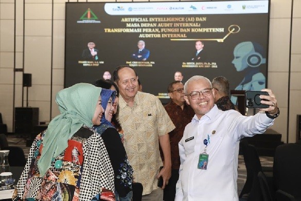 aabh2.jpg