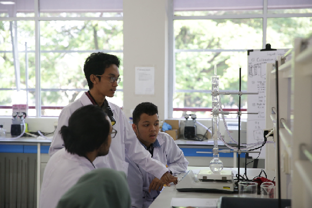 Siapkan Lulusan Siap Kerja, Universitas Pertamina Gandeng Halliburton