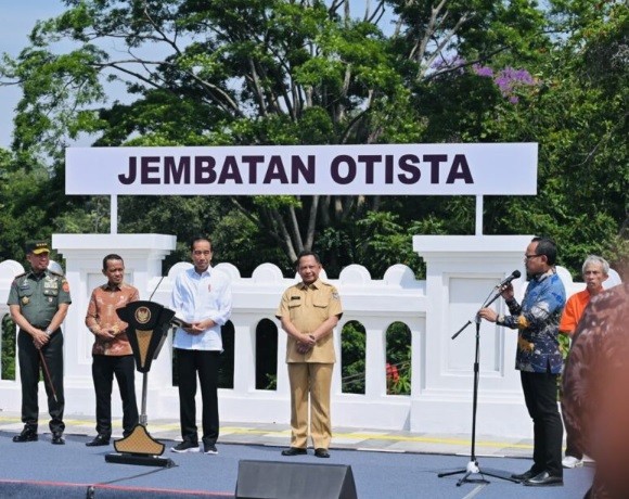 Presiden Jokowi Resmikan Jembatan Otto Iskandar Dinata Bogor