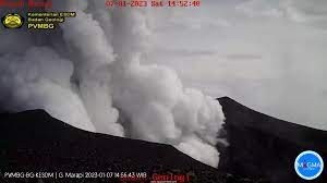 G. Marapi Erupsi, Hindari Radius 3 Km dari Kawah Aktif