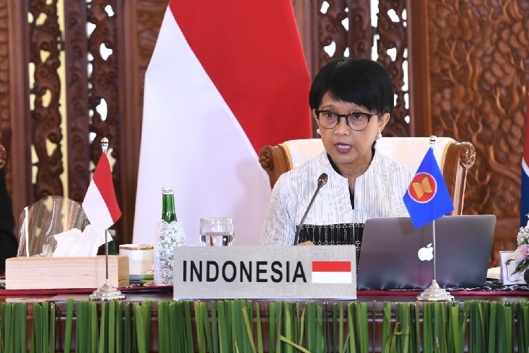 Tuntaskan Soal Rohingya, Menlu RI Ingatkan Akar Masalahnya