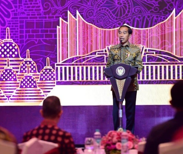 Presiden Minta OJK Dukung Program Hilirisasi