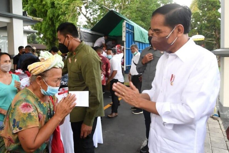 Sukacitanya Warga Tampaksiring Bertemu Presiden