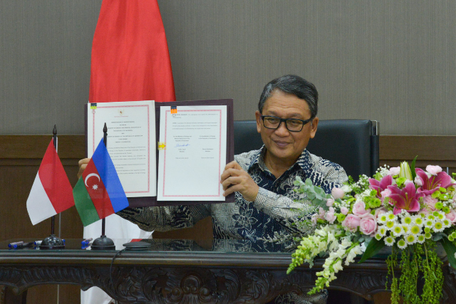 Perkuat Bidang Energi, Menteri Arifin Tanda Tangani MoU dengan Azerbaijan