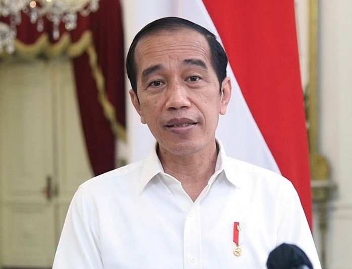 Presiden Minta Menkes Pangkas Harga Tes PCR