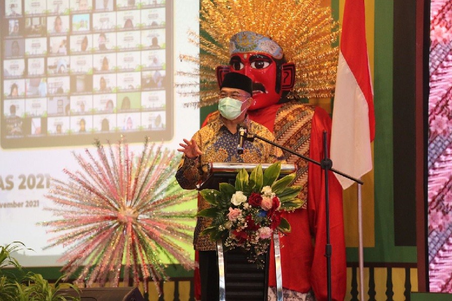 Revitalisasi Pendidikan Vokasi Kesehatan, Menko PMK Luncurkan Program Padinakes