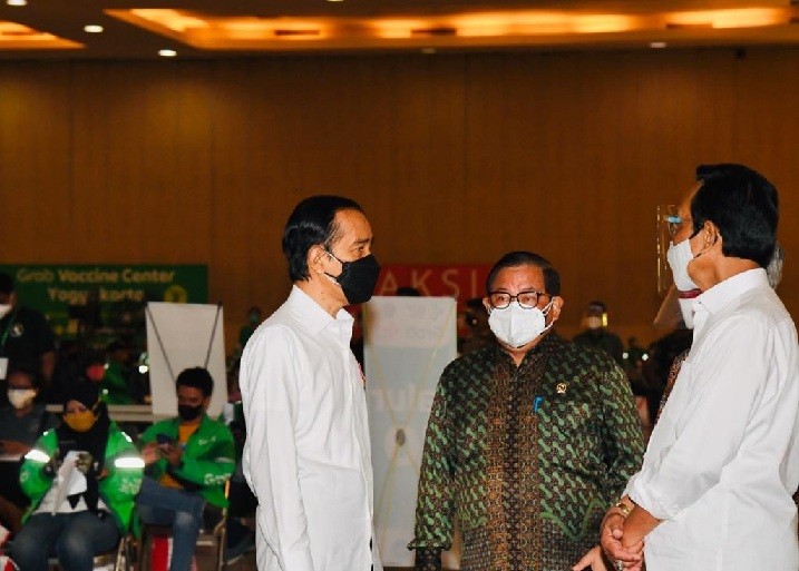 Presiden: Lindungi Diri dengan Vaksinasi dan Disiplin Protokol Kesehatan