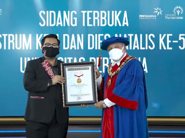 Produktif Meski Pandemi, Universitas Pertamina Raih MURI