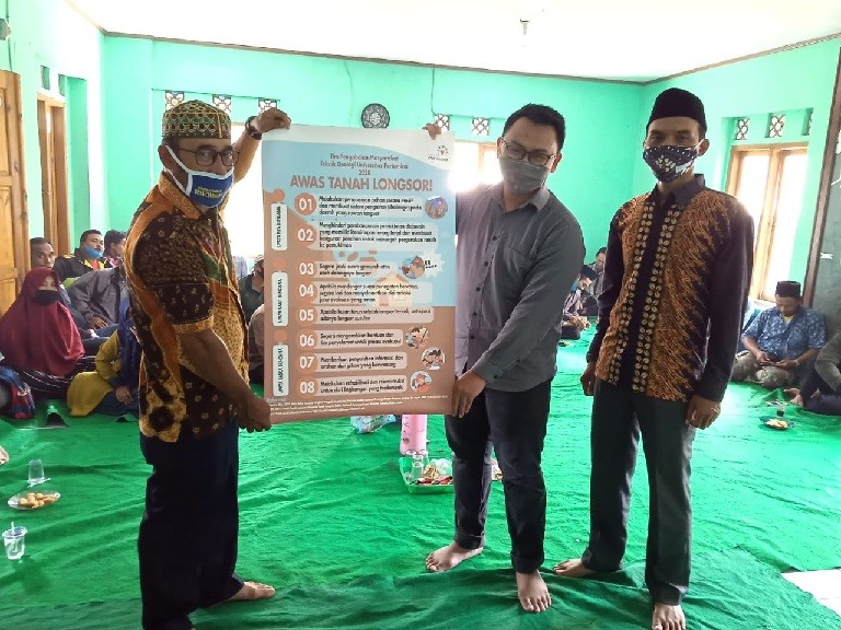 Lewat Pemetaan Digital, Universitas Pertamina Edukasi Warga Wilayah Rawan Longsor